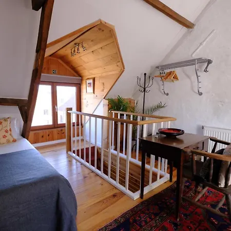 Collier's Bed & Breakfast 2*